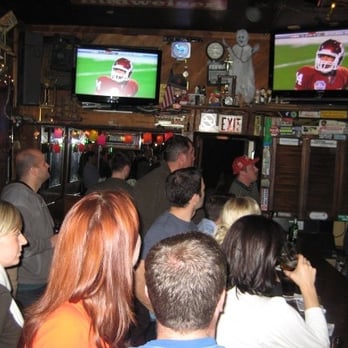 Shanghai Kelly's - This is a great place to watch big games! - Pubs Near Me - San Francisco, California