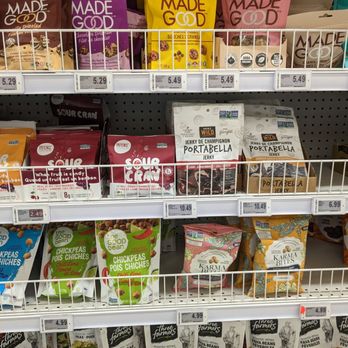 Loblaws - Snacks - Grocery Near Me - Richmond Hill, Ontario