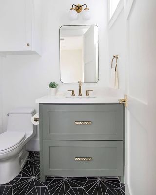 Concentrate 24 Hour Plumber Logo