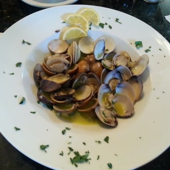 Tony's Pizza - Appetizer: Baby Clams with white wine sauce. Outstanding. - Pizza Near Me - Springfield, Massachusetts Tony's Pizza - Appetizer: Baby Clams with white wine sauce. Outstanding. - Pizza Near Me - Springfield, Massachusetts