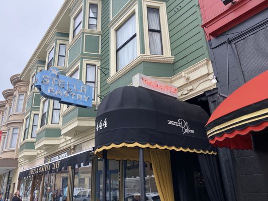 Hotel Boheme by null