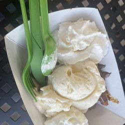 Nina's Waffles & Ice Cream