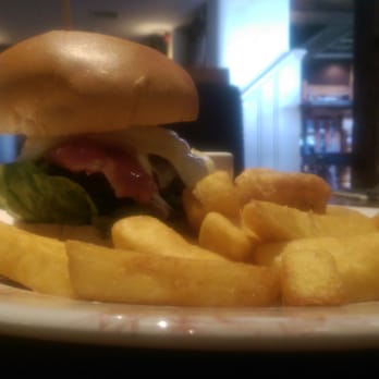 Cold Harbour Inn - Gourmet burger and triple cooked chips - Pubs Near Me - Swindon, SWD