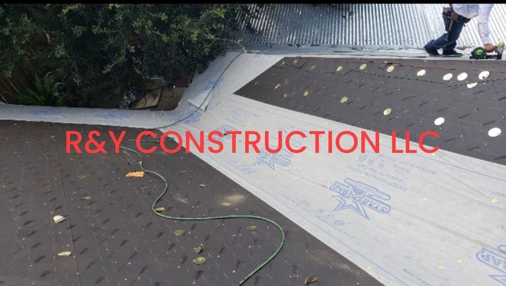 Slide of R&Y Construction