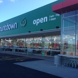 Countdown St Johns - Shop front taken from car park
