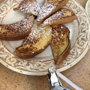 Another Broken Egg Cafe - Breakfast & Brunch Near Me - Pembroke Pines, Florida