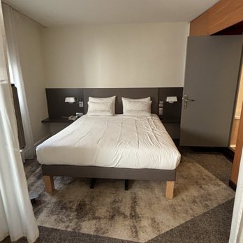 Hôtel Novotel Suites Cannes Centre - Comfy bed - Hotels Near Me - Cannes, 06