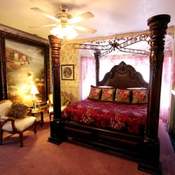 Serenity Bed and Breakfast Inn - The Sunflower Suite at Serenity B&B; Wichita, KS