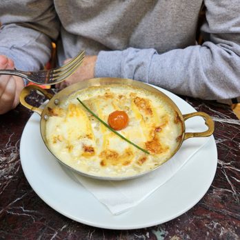 Les Amourettes - 4 cheese ravioli - Mediterranean Near Me - Dinant, WNA