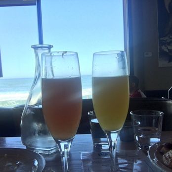 Moonraker Restaurant - Bottomless minosas - New American Near Me - Pacifica, California Moonraker Restaurant - Bottomless minosas - New American Near Me - Pacifica, California