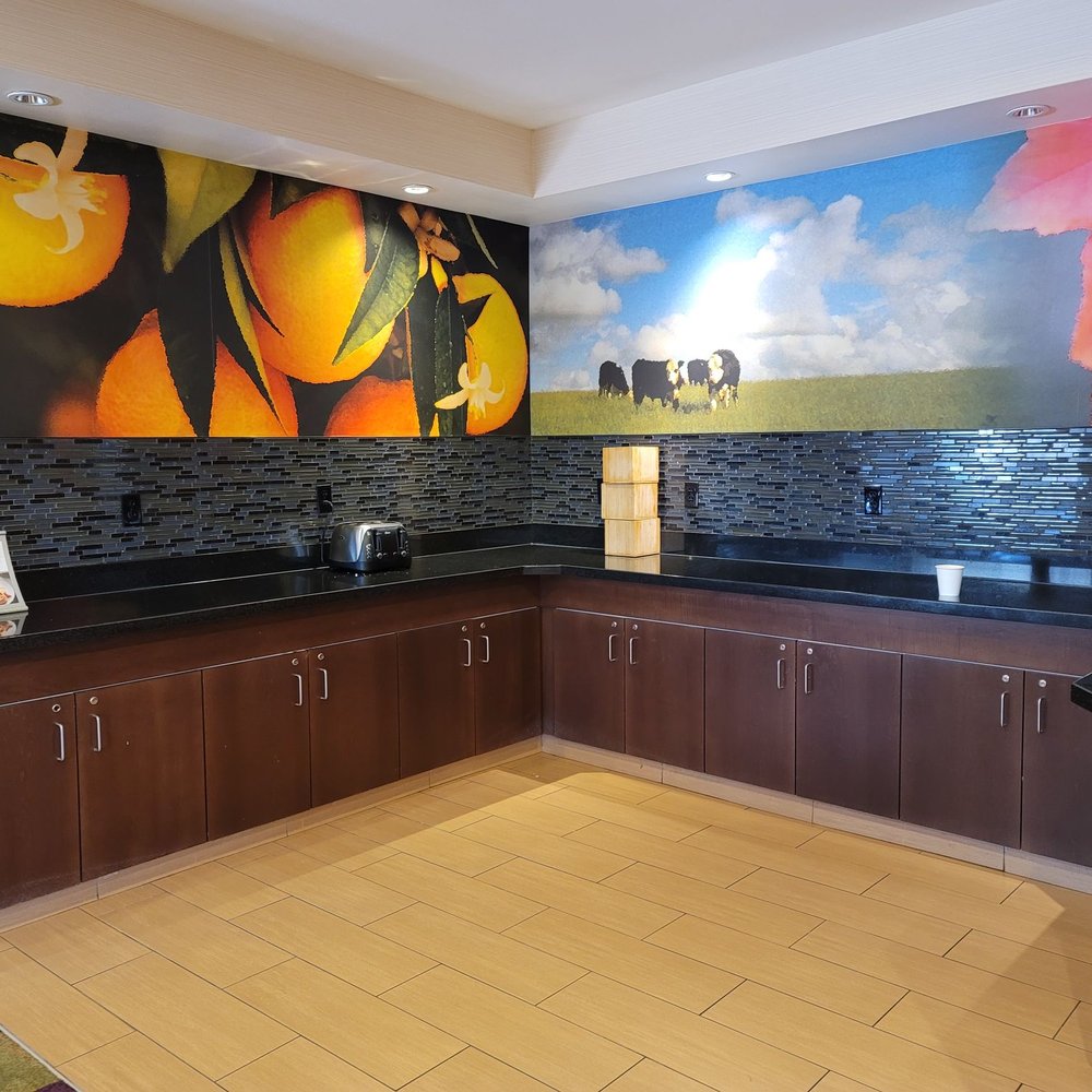 Fairfield by Marriott Inn & Suites Longview - Nothing at breakfast time - Hotels Near Me - Longview, Texas Fairfield by Marriott Inn & Suites Longview - Nothing at breakfast time - Hotels Near Me - Longview, Texas