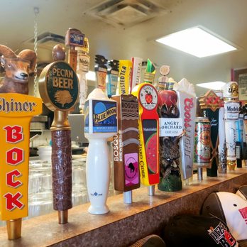 Pizza Barn - Nice tap! - Pizza Near Me - Edgewood, New Mexico