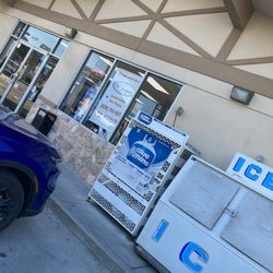 Mel's Blueplate Express - Store front