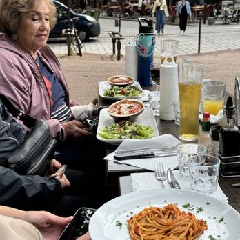 Saint Claire - Brasseries Near Me - Versailles, 78 Saint Claire - Brasseries Near Me - Versailles, 78