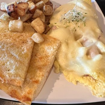 Vanessa's Coffee Shop - Sunrise Omelet - Breakfast & Brunch Near Me - Orlando, Florida Vanessa's Coffee Shop - Sunrise Omelet - Breakfast & Brunch Near Me - Orlando, Florida