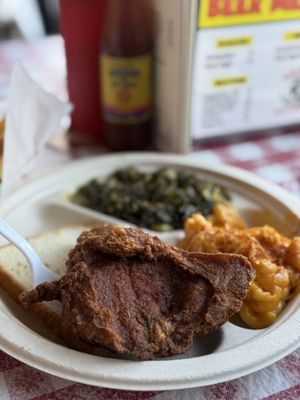 Gus's World Famous Fried Chicken by null