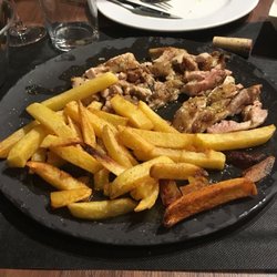 La Carbonería - Chicken and fries for 10 euro!