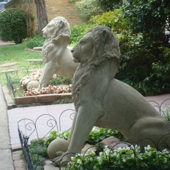 Kalachandji's - lions at entrance - Vegetarian Near Me - Dallas, Texas Kalachandji's - lions at entrance - Vegetarian Near Me - Dallas, Texas