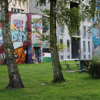 Muntplein - Art Galleries Near Me - Antwerp, VAN