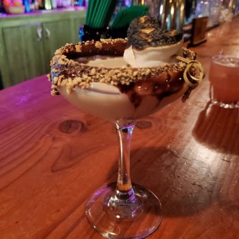 The Cabin - Gimme S'more Cocktail - Cocktail Bars Near Me - Sacramento, California The Cabin - Gimme S'more Cocktail - Cocktail Bars Near Me - Sacramento, California