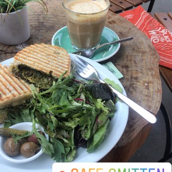 Cafe Smitten - Coffee & Tea Near Me - Bakersfield, California