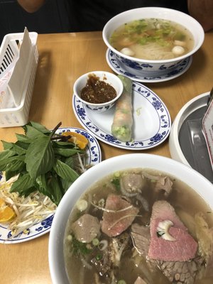 Pho Kauai by null