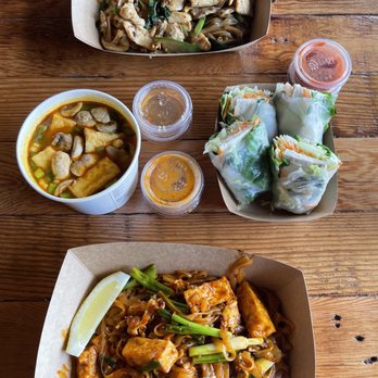 55 Thai Kitchen - Yummy! - Thai Near Me - San Diego, California