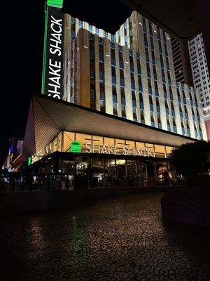 Shake Shack NYNY Hotel (LV BLVD) by null