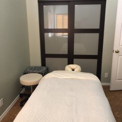 Willow Rose Wellness - Treatment room.