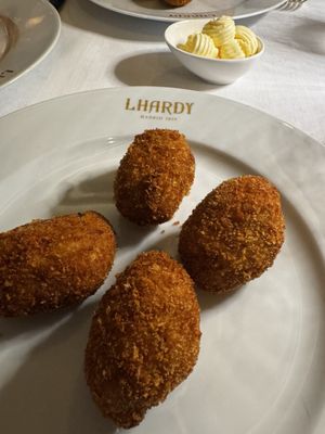 Lhardy Restaurante by null