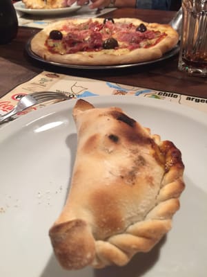 Pizza Cala by null