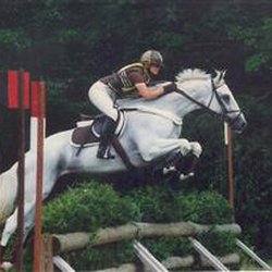 Hunting Horn Farm - Fran Horn