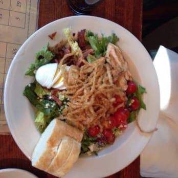 Craftsman Table & Tap - Craftsman Salad - Gastropubs Near Me - Middleton, Wisconsin