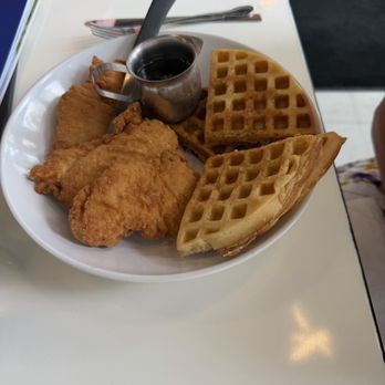 Dads’ Kitchen & Co - Chicken and waffles! - Breakfast & Brunch Near Me - St. Petersburg, Florida Dads’ Kitchen & Co - Chicken and waffles! - Breakfast & Brunch Near Me - St. Petersburg, Florida