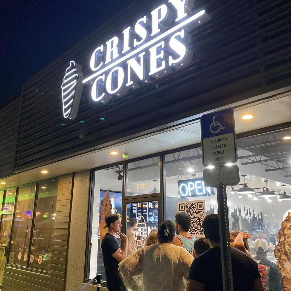 Crispy Cones - Entrance- expect a line - Ice Cream & Frozen Yogurt Near Me - Orlando, Florida