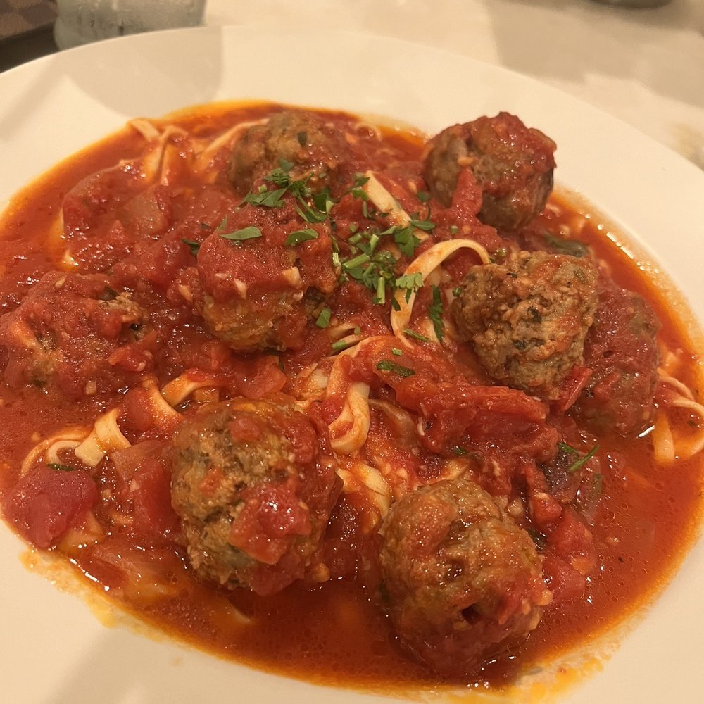 Sal's Pizza & Pasta - Spaghetti and meatballs - Pizza Near Me - Old Saybrook, Connecticut
