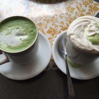 Marulilu Cafe - Matcha latte and white chocolate matcha latte - Cafes Near Me - Vancouver, British Columbia