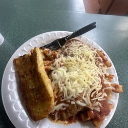 Ripper's Restaurant - Baked ziti chicken parm