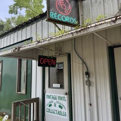 Vintage Vinyl and Collectables - The entrance