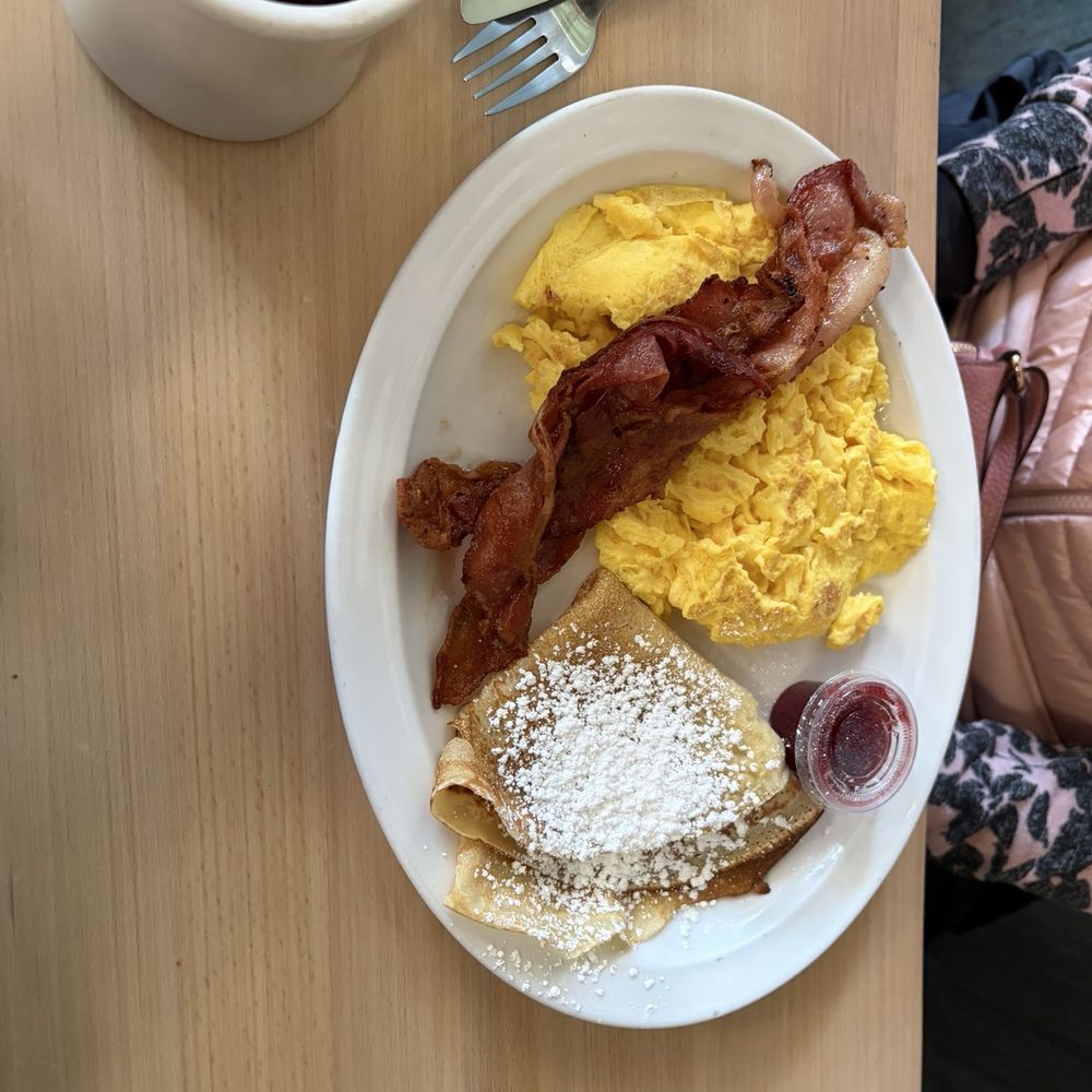 Svea - Viking breakfast with bacon and Swedish pancakes - Breakfast & Brunch Near Me - Chicago, Illinois Svea - Viking breakfast with bacon and Swedish pancakes - Breakfast & Brunch Near Me - Chicago, Illinois