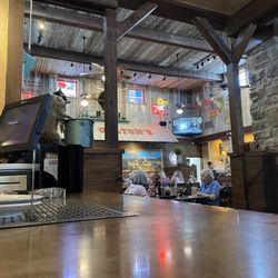 Colton's Steakhouse & Grill - Dining room