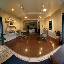 Wave Salon - The space! Single stylist appointment only studio