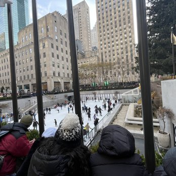 Rockefeller Center - Ice skating rink - Shopping Centers Near Me - New York, New York Rockefeller Center - Ice skating rink - Shopping Centers Near Me - New York, New York