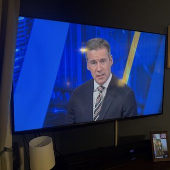 Hand and Hammer - Tv mounted! - TV Mounting Near Me - Philadelphia, Pennsylvania Hand and Hammer - Tv mounted! - TV Mounting Near Me - Philadelphia, Pennsylvania