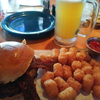 Twin Peaks - Billionaire burger, tots and beer. Yes please! - American Near Me - Albuquerque, New Mexico