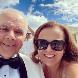 Limocentral - Are very personable, polite, knowledgeable, driver