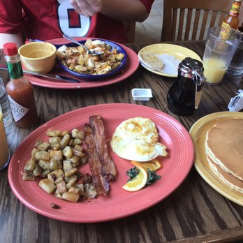 Le Peep - Lumberjack : bottom Border Stop: top - Breakfast & Brunch Near Me - Houston, Texas Le Peep - Lumberjack : bottom Border Stop: top - Breakfast & Brunch Near Me - Houston, Texas