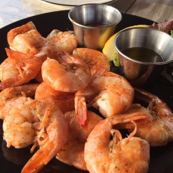 Breakwater Restaurant - Seafood Near Me - Hatteras, North Carolina
