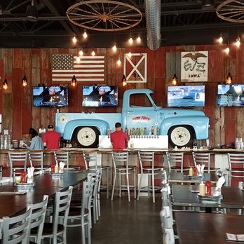 Barn Town Brewing - Breweries Near Me - West Des Moines, Iowa
