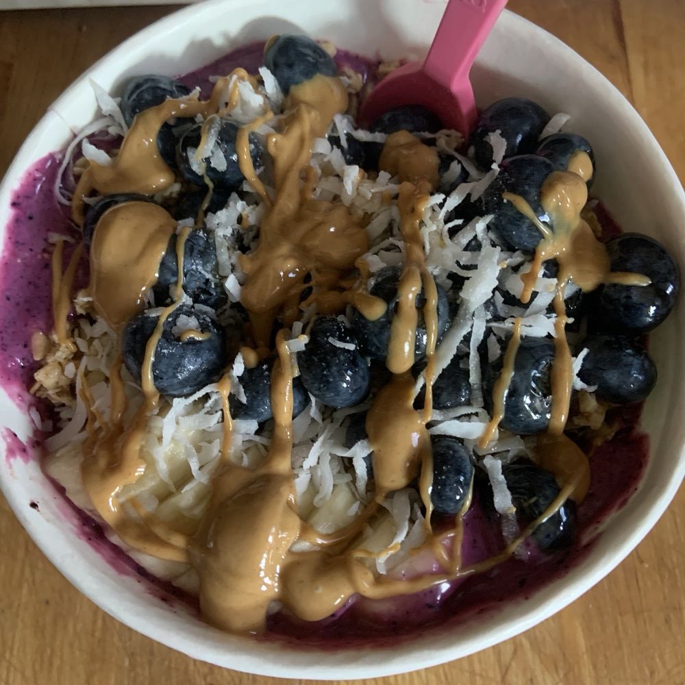 The peanut butter pita ya bowl (added pb on top). So delicious!! The peanut butter pita ya bowl (added pb on top). So delicious!!
